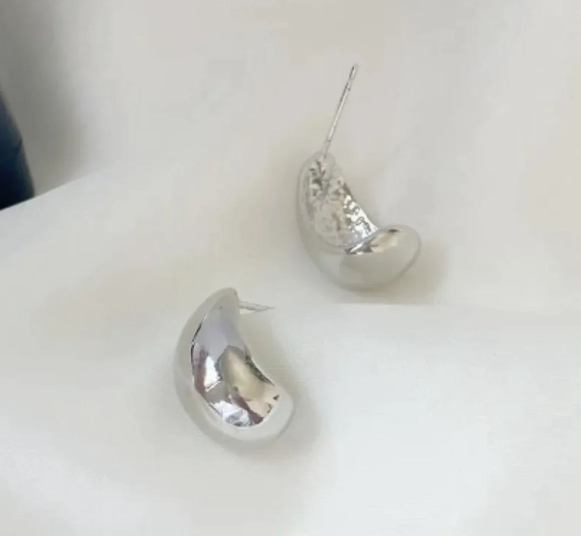 Women's Metal Water Drop Earrings