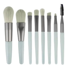 Professional Makeup Brush Set with Soft Synthetic Handles